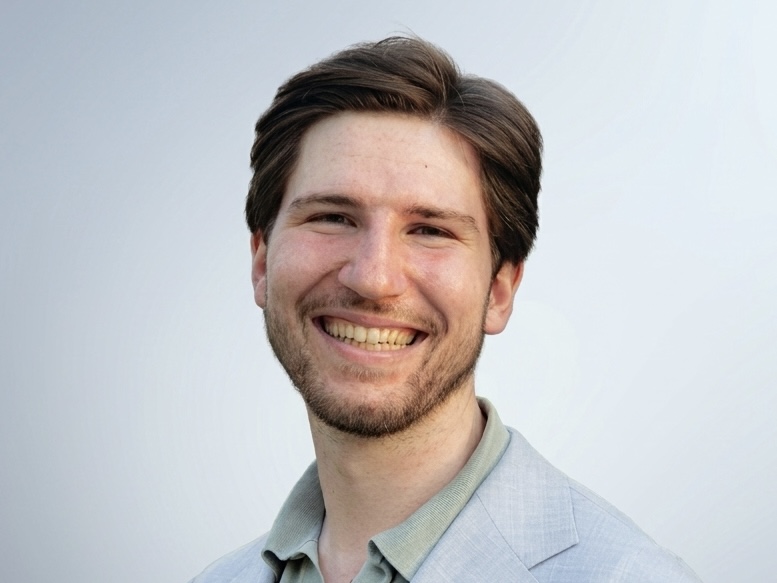 Jonathan, Gründer von Glow Careers